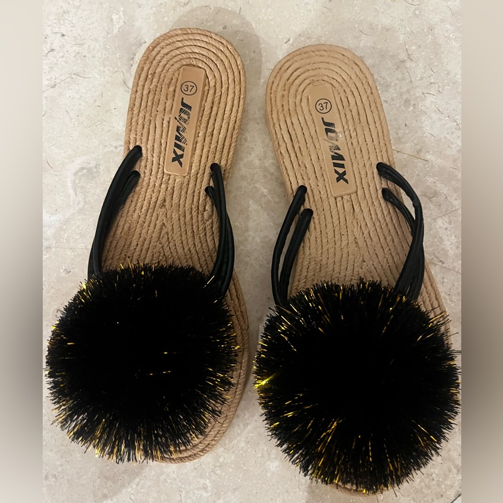Lemax Women's Tan and Black Pom-Pom Slippers - Picture 4 of 4